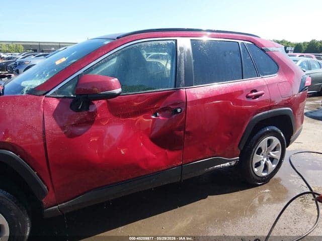 2019 TOYOTA RAV4 LE 14