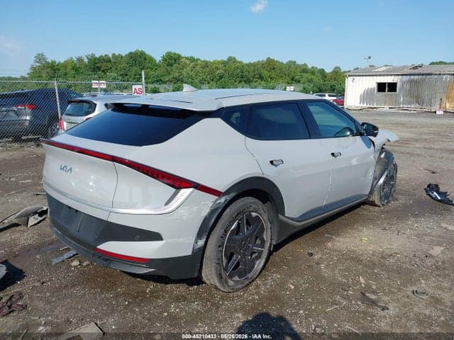 2025 KIA EV6 LIGHT LONG RANGE AWD 4