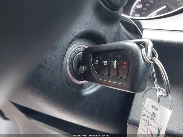 2024 TOYOTA CAMRY SE 11