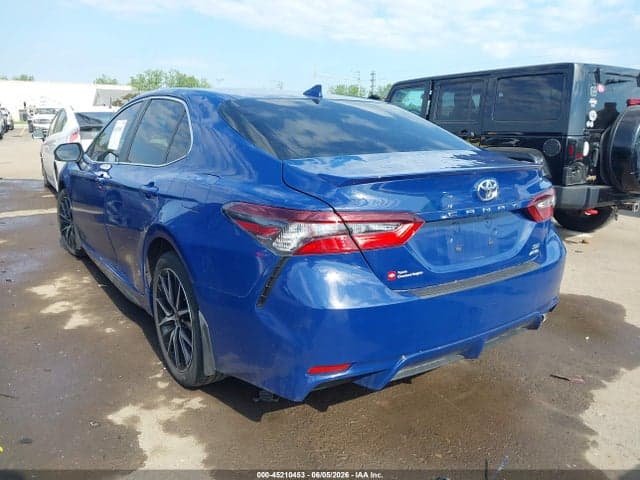 2024 TOYOTA CAMRY SE 3