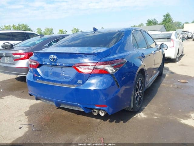2024 TOYOTA CAMRY SE 4