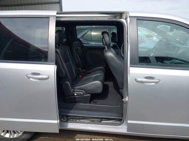 2019 DODGE GRAND CARAVAN GT 8