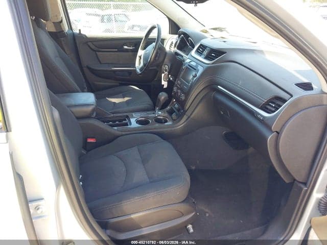 2017 CHEVROLET TRAVERSE 1LT 5