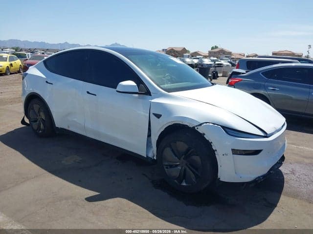2026 TESLA MODEL Y 1
