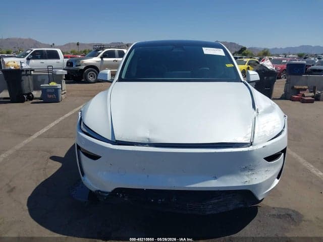 2026 TESLA MODEL Y 11