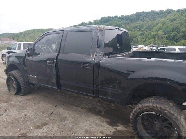 2019 FORD F-250 LARIAT 6