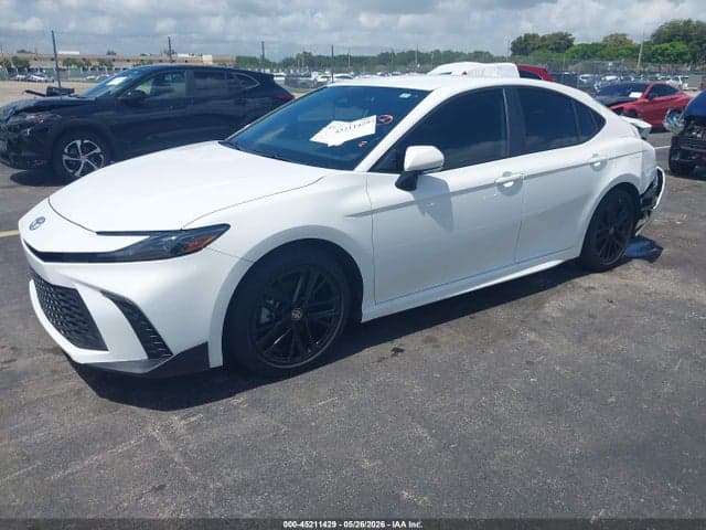2025 TOYOTA CAMRY SE 2