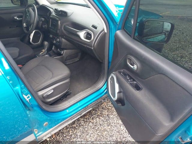 2021 JEEP RENEGADE LATITUDE FWD 5
