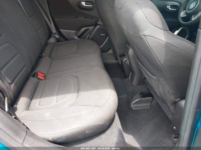 2021 JEEP RENEGADE LATITUDE FWD 8