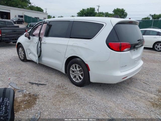 2023 CHRYSLER VOYAGER LX 3