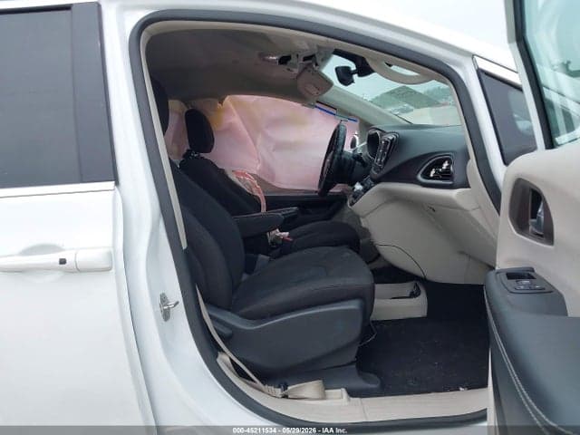 2023 CHRYSLER VOYAGER LX 5