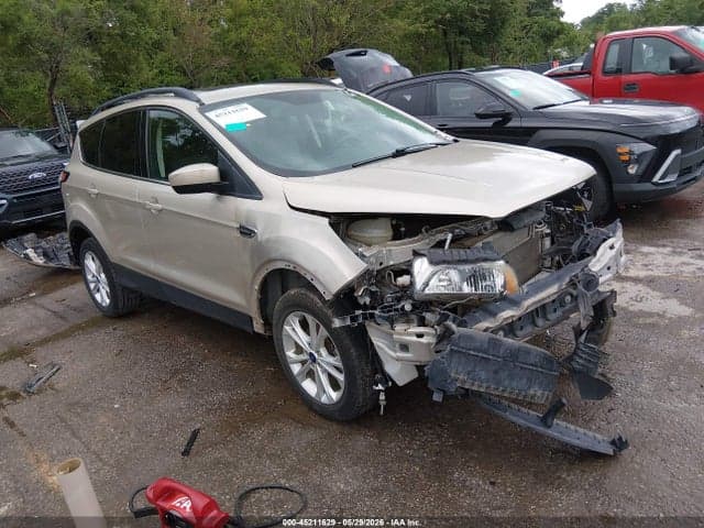 2018 FORD ESCAPE SE 1