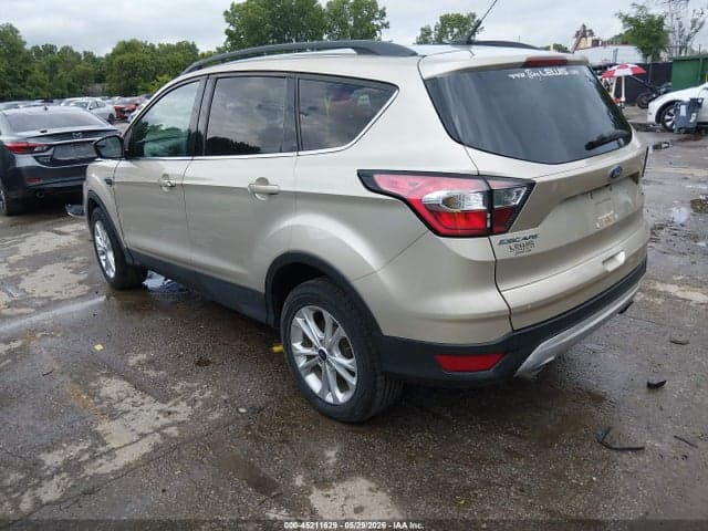 2018 FORD ESCAPE SE 3