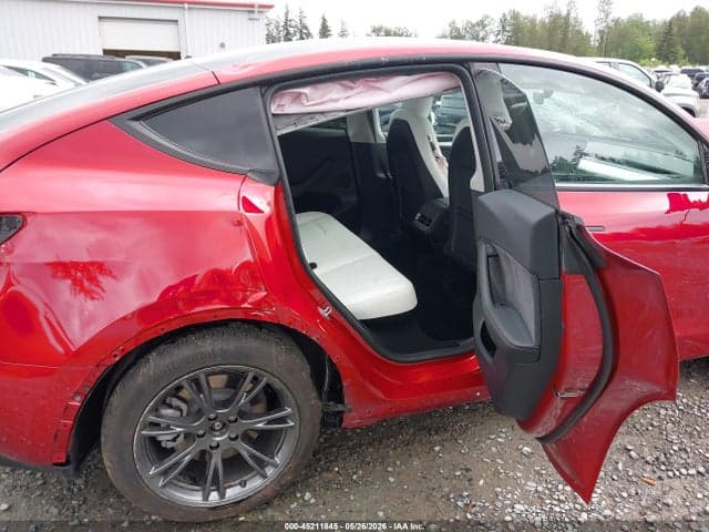 2025 TESLA MODEL Y LONG RANGE DUAL MOTOR ALL-WHEEL DRIVE 8