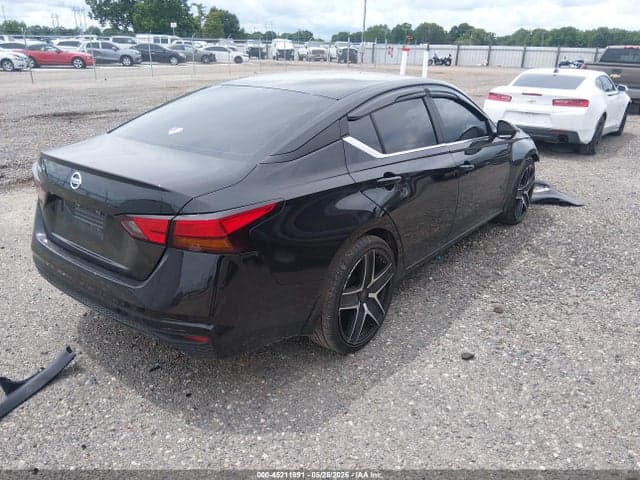 2021 NISSAN ALTIMA S FWD 4