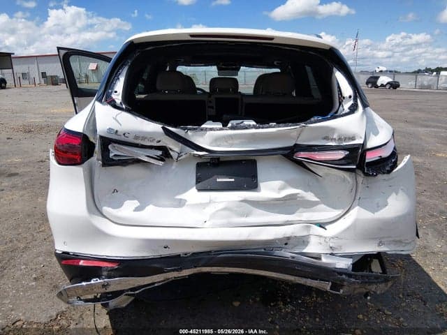 2025 MERCEDES-BENZ GLC 350E 4MATIC 6