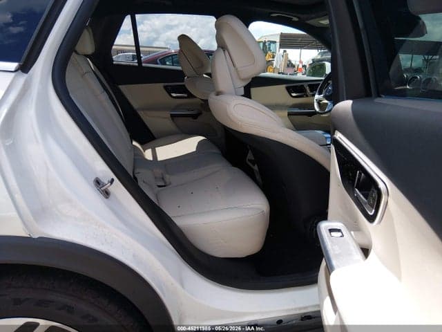 2025 MERCEDES-BENZ GLC 350E 4MATIC 8
