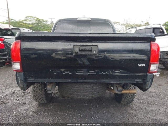 2019 TOYOTA TACOMA TRD SPORT 16