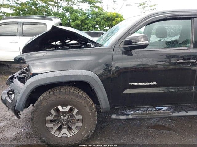 2019 TOYOTA TACOMA TRD SPORT 17