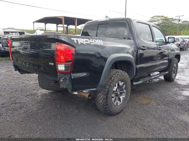 2019 TOYOTA TACOMA TRD SPORT 4