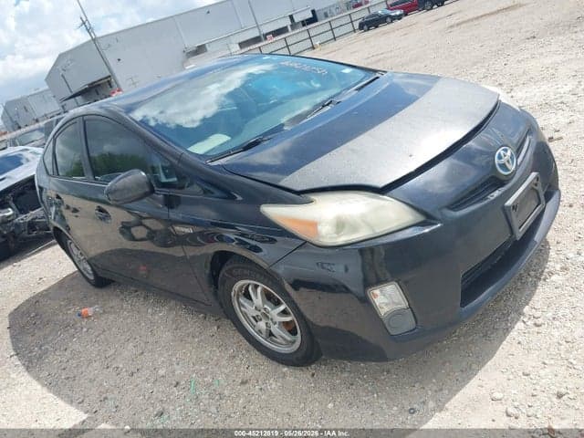 2011 TOYOTA PRIUS THREE