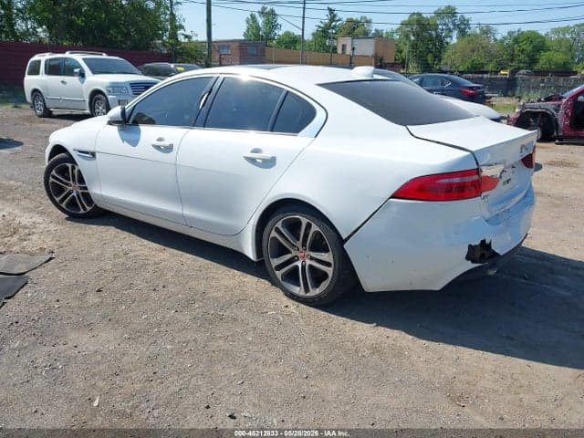 2017 JAGUAR XE 35T 3