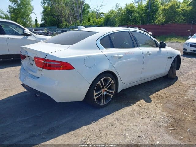 2017 JAGUAR XE 35T 4
