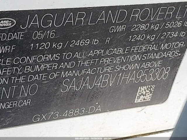 2017 JAGUAR XE 35T 9