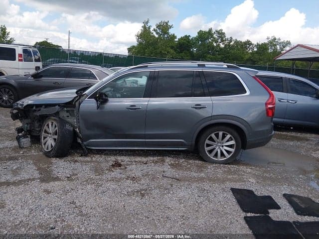 2018 VOLVO XC90 T6 MOMENTUM 15