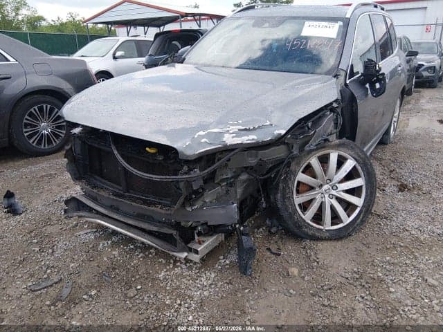 2018 VOLVO XC90 T6 MOMENTUM 6