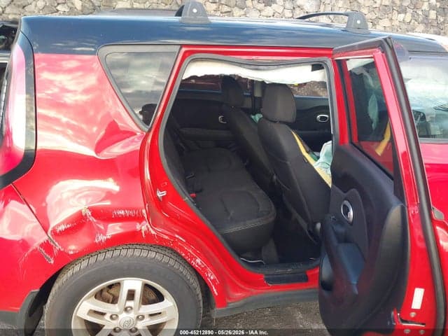 2017 KIA SOUL + 8