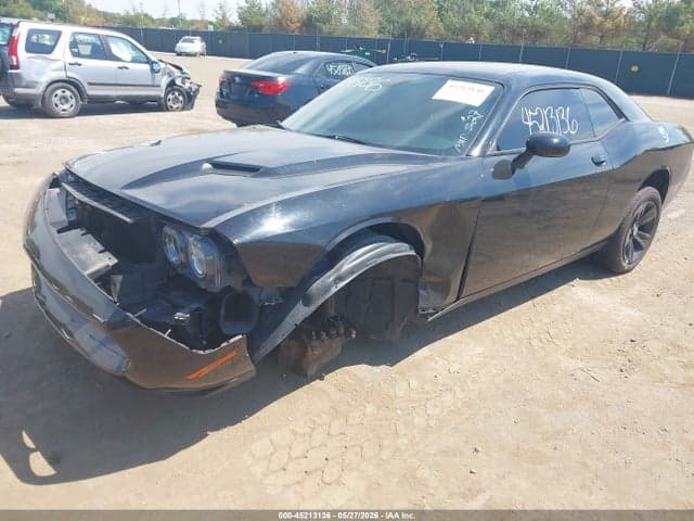 2017 DODGE CHALLENGER SXT 2
