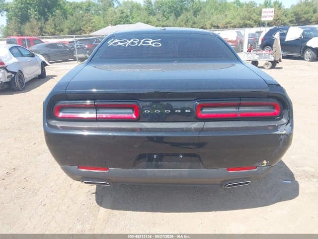 2017 DODGE CHALLENGER SXT 16