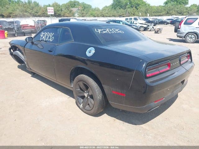 2017 DODGE CHALLENGER SXT 3