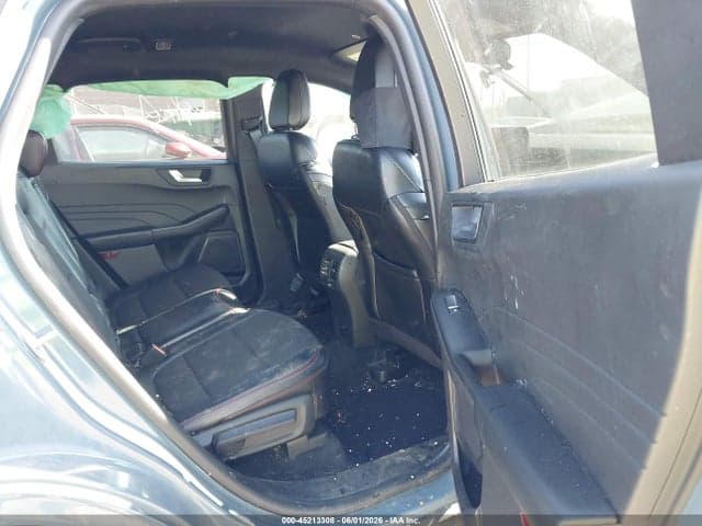 2023 FORD ESCAPE ST-LINE SELECT 8