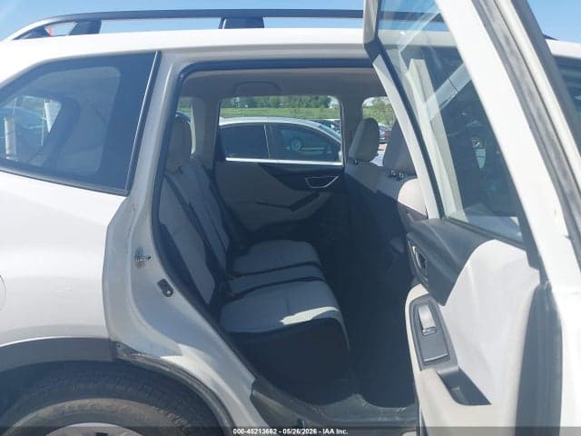2023 SUBARU FORESTER 8