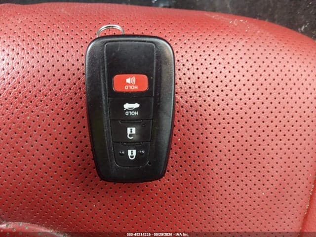 2020 TOYOTA CAMRY XSE AWD 11