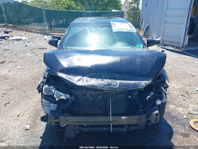 2017 TOYOTA CAMRY SE 6