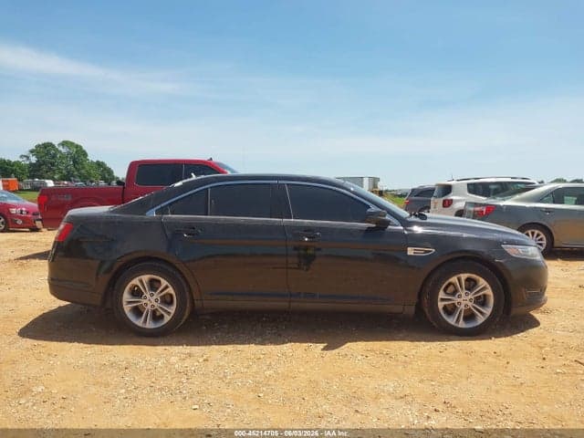 2017 FORD TAURUS SEL 13