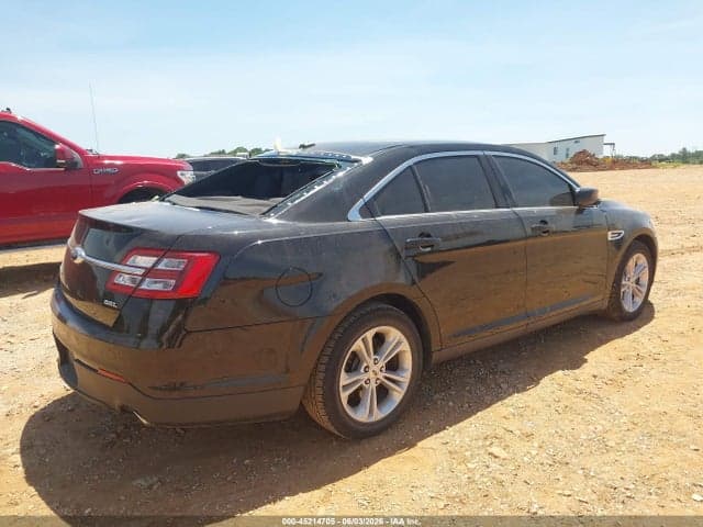 2017 FORD TAURUS SEL 4
