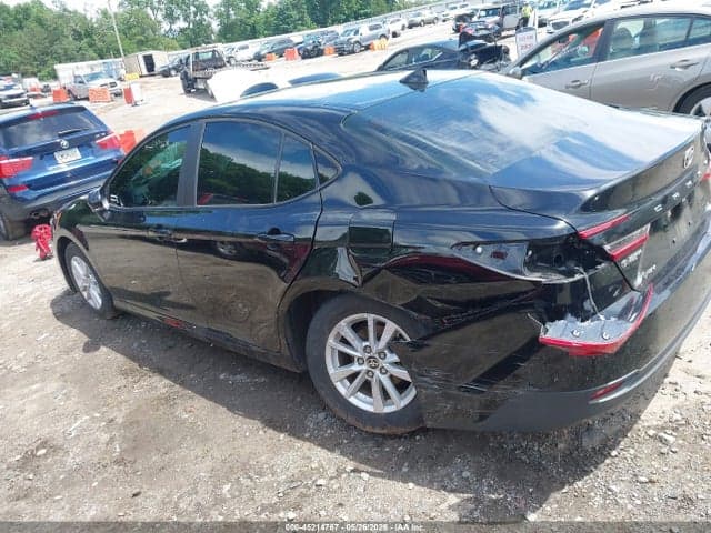 2025 TOYOTA CAMRY LE 3