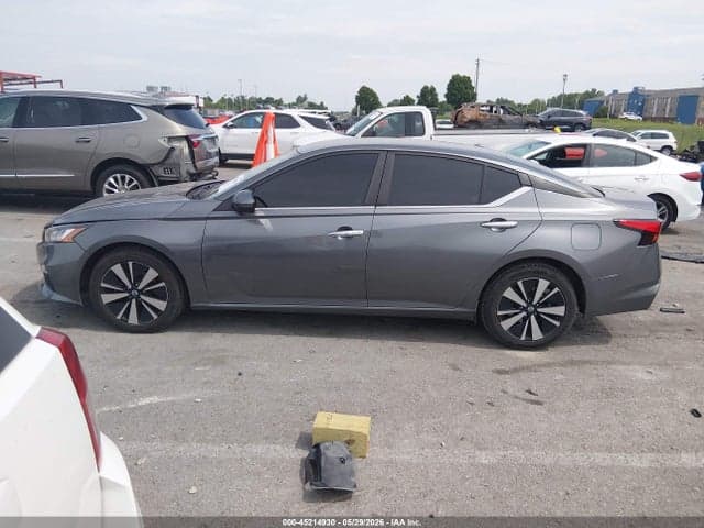 2021 NISSAN ALTIMA SV FWD 14