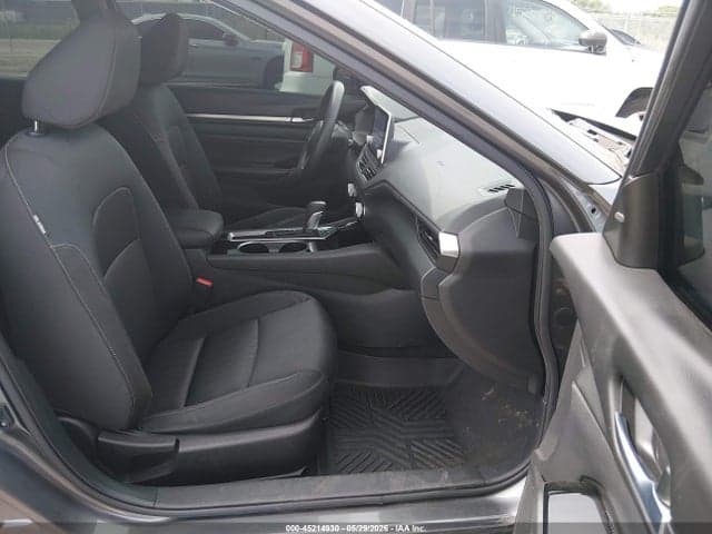 2021 NISSAN ALTIMA SV FWD 5