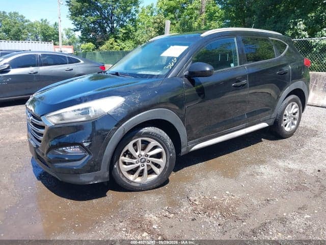 2017 HYUNDAI TUCSON SE 2