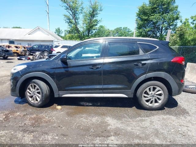 2017 HYUNDAI TUCSON SE 14