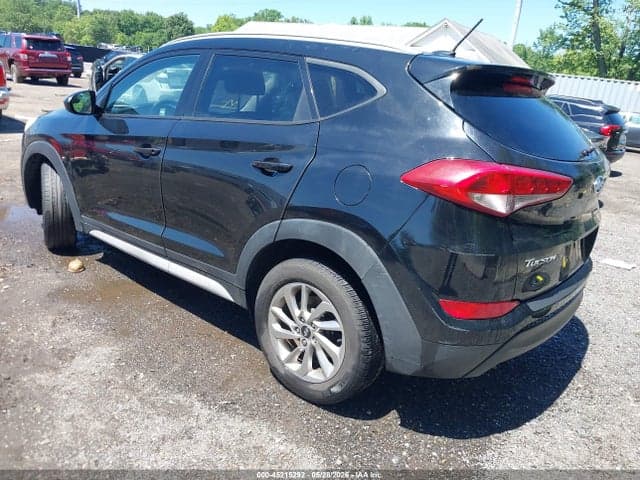 2017 HYUNDAI TUCSON SE 3