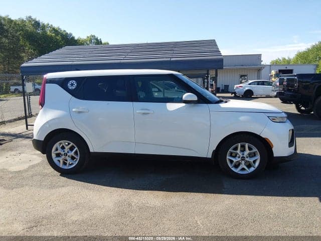 2022 KIA SOUL LX 14