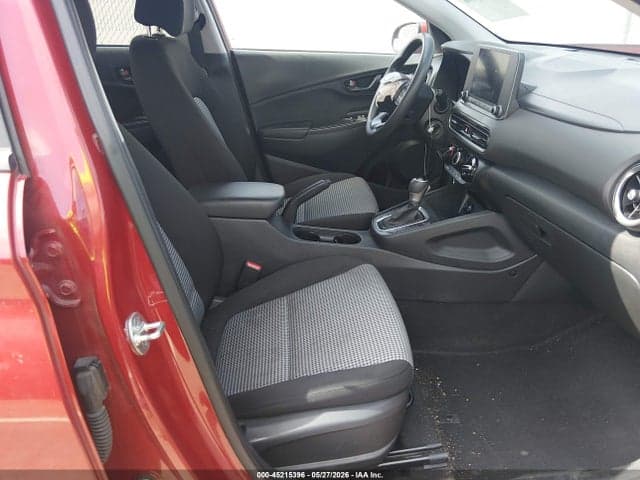 2022 HYUNDAI KONA SE 5