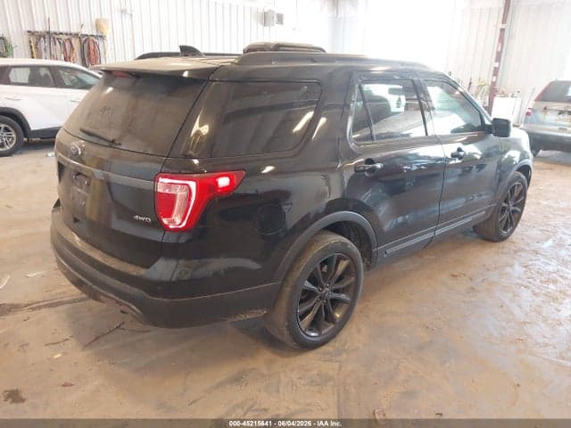 2017 FORD EXPLORER XLT 4