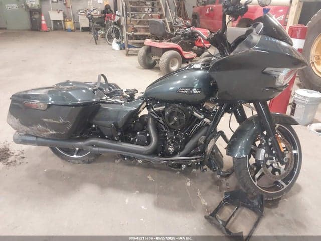 2025 HARLEY-DAVIDSON FLTRX 8